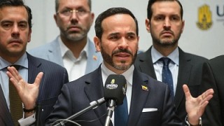 De la Espriella ordena operativos contra inmigrantes en Colombia